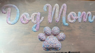 Dog Mom Crochet pastel